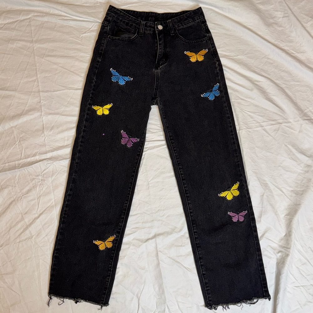 SHEIN Black Butterfly Embroidered High-Waisted Jeans | Raw Hem | Size Small